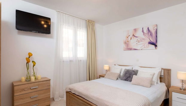 Apartments Blazevic - Two Bed/apt With Hot Tub - Foto 4, Habitación