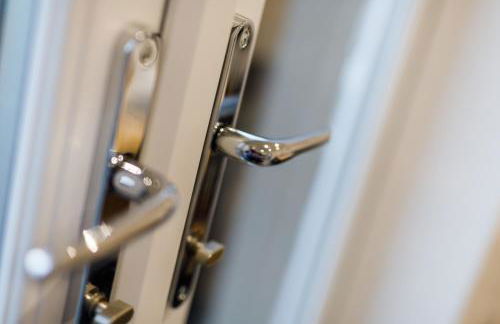 Spacious 2Bed - Great for Contractors - Driveway&Garden - Foto 50