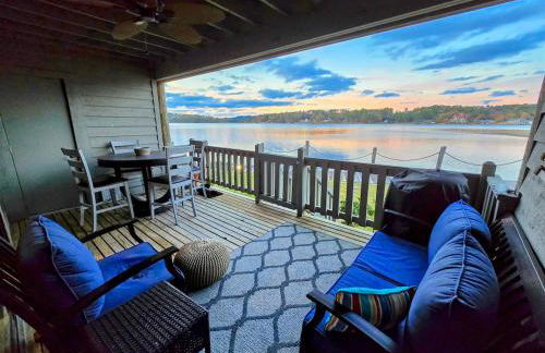 Serene Lakefront Retreat - Foto 35