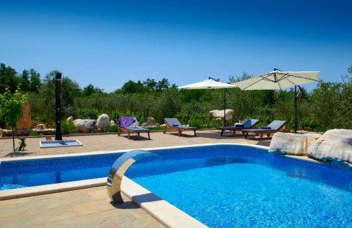 Relax house surrounded by olives and vineyard - Photo 16