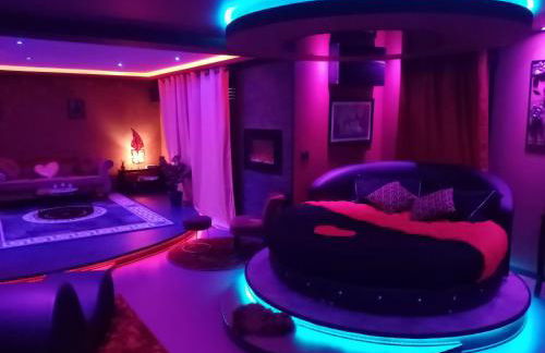 L'Insolite Spa Privatif ''Suite Luxueuse-Jacuzzi" - Photo 24