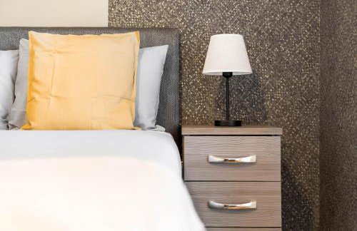 Stylish 2 Bedroom Flat in Birmingham JQ, Sleeps 6, Free WIFI and Secure Parking - Foto 27