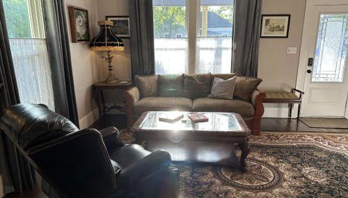 Blueberry Bungalow - Locally Run! Enjoy our PS5! - Foto 2