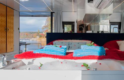 Domek na wodzie - Foto 6