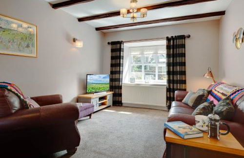 Honeysuckle Cottage - Photo 11