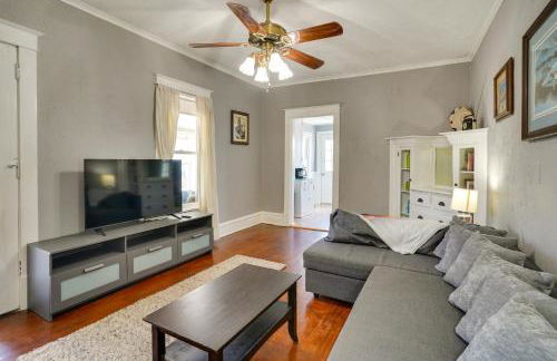 Snowmobile Trail On-Site Lakefront Mound Apt! - Foto 6