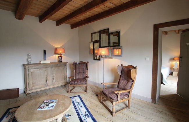 Unique Holiday Home in Virton with Hot Tub - Foto 6