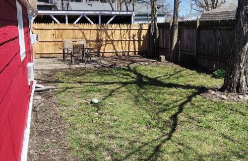 Guest House with Private Entrance- walk to Downtown Noblesville - Foto 18