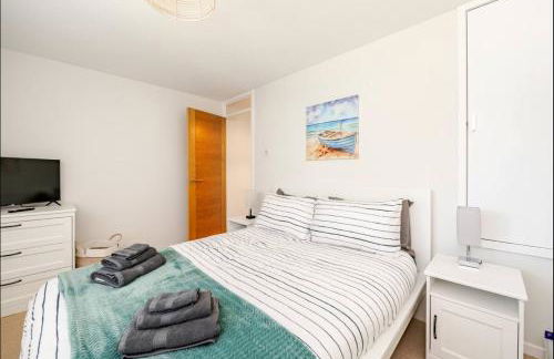 Modern Coastal Cottage, Hottub, Parking, Pets welcome - Foto 13