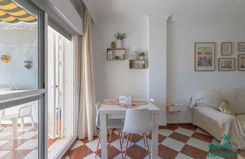 Coqueto apartamento céntrico con terraza y parking - Foto 10