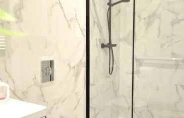 Villa Oasis - Une Love Room avec Spa Privatif & Autres Appartements Standards à thèmes sans spa - Foto 23