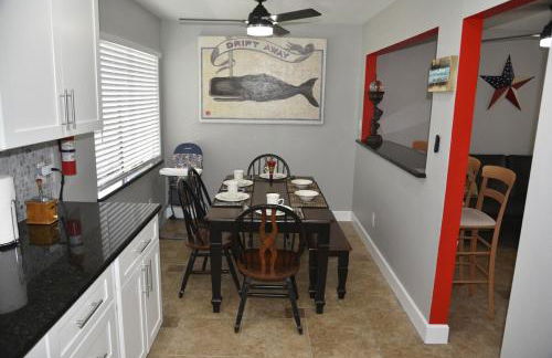 Perfecto Mundo 2, Orlando Area 4BR-2B-Outdoor Pool-Jacuzzi-Billiard - Foto 21