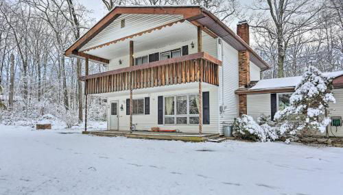 Large Greeley House with 2 Game Rooms and Yard! - Foto 3