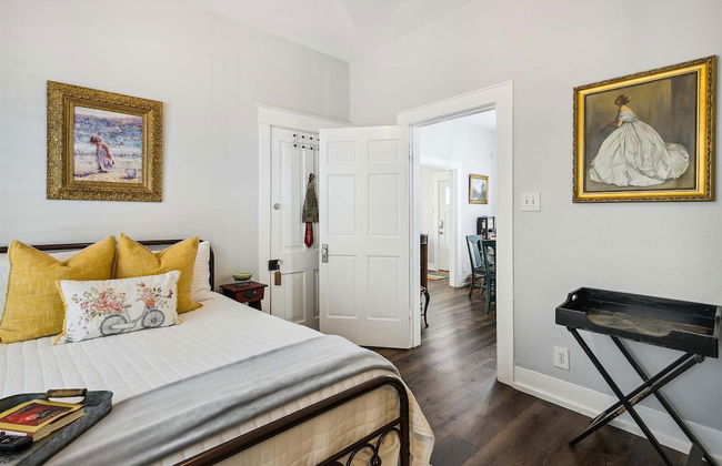 Patty's Place - Photo 2