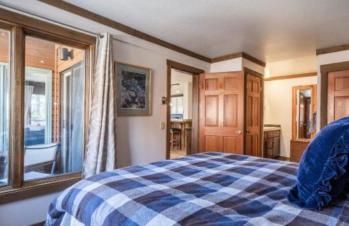 Brand New Listing! 5 minute walk to Canyon Lodge! Newly Updated Two-Bed, Two-Bath, Mountainback #14 - Foto 20