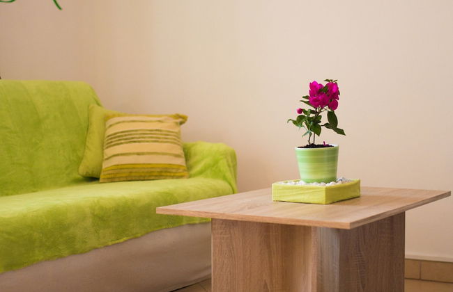 Refined and Timeless Krk Apartment With Terrace - Photo 15