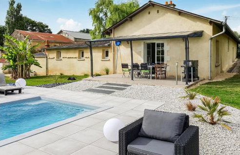 Beautiful Home In Montreuil Bellay - Foto 1