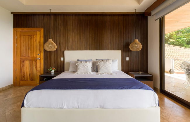 Stunning 7 BR Villa Manuel Antonio Sanctuary - Photo 30