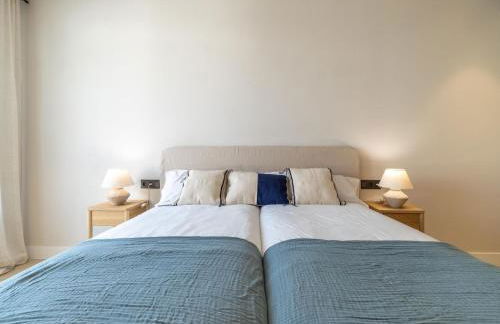 Sunny Villa by Platja Ardiaca - Photo 22