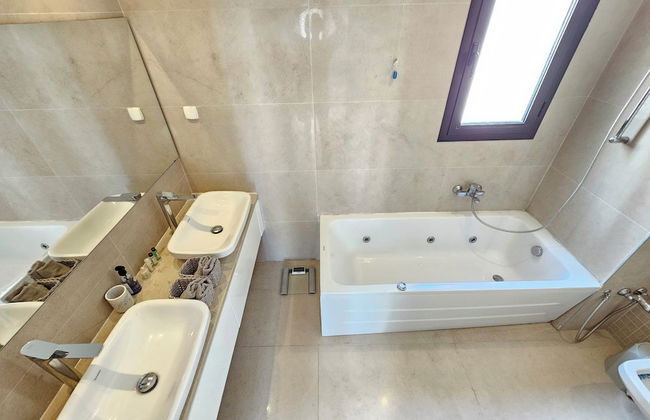 Stylish Luxe House with Garden Marsa - Foto 76