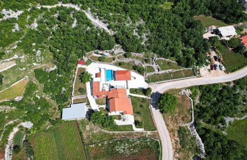 Awesome Home In Dugopolje With Wifi - Foto 22