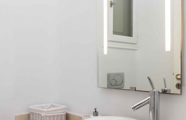 Modern Cycladic Style Villa Xara - Photo 17