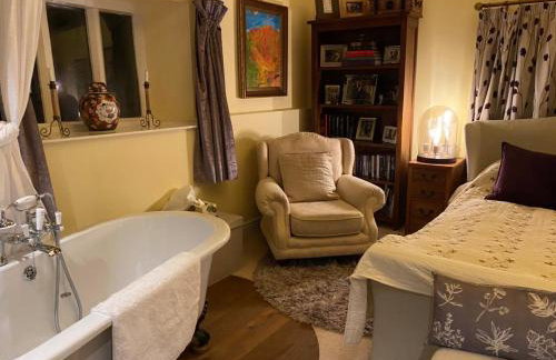 Upper House Stunning Country Home - Photo 62