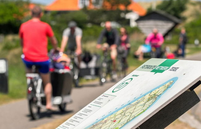 Nice Bungalow With Dishwasher in a Holiday Park 1.2 km. From the sea on Texel - Foto 52