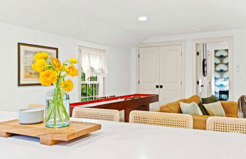 The Gatsby Carriage House Luxe Stay w Game Room - Foto 12