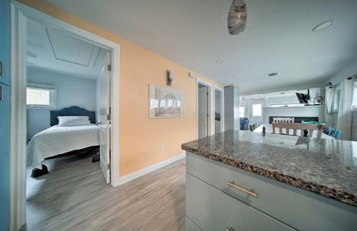 1 Mi to Presque Isle Waterfront Lake Erie Cottage - Foto 13