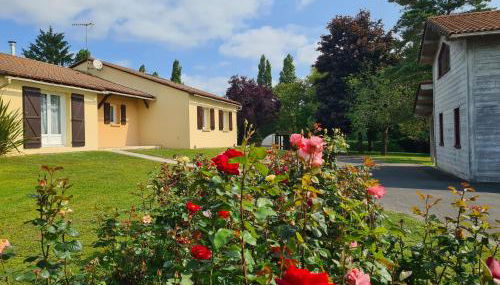 La Casa - Gîte familal - 15min from Puy duFou - Foto 2, Garden
