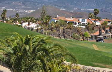 Mona Golf - South Tenerife - Aircon, private parking with heated pool - Photo 30