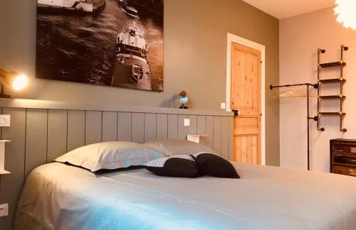 Elégante maison familiale au cœur des remparts de la citadelle - Foto 32