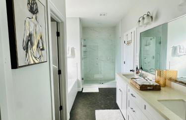 City Oasis Near NRG Stadium, Med Center & Downtown! - Photo 17