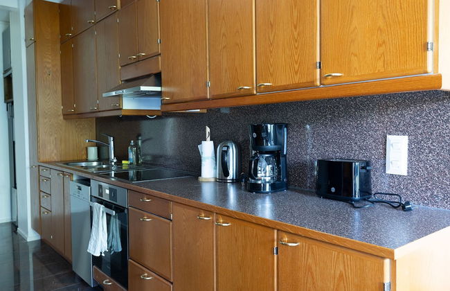 2ndhomes 2BR Center Apartment w Balcony - Foto 15