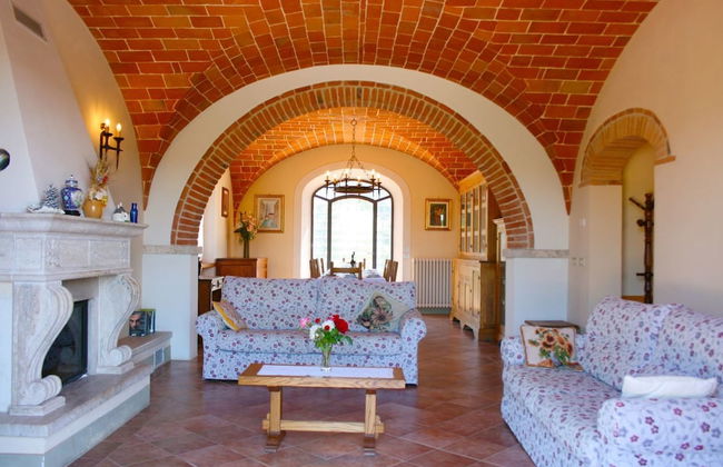 Stunning private villa for 8 guests with private pool, WIFI, TV, terrace, pets allowed and parking - Foto 13
