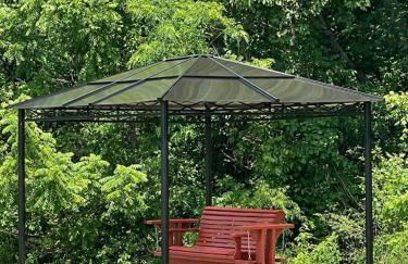 Happy Hideout, country livin with great mountain views, hot tub, arcades, fire pit, pets ok with fee - Foto 16