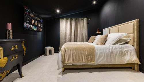 SecretRoom - Luxe, Balnéo et évasion -Arnage - Photo 4