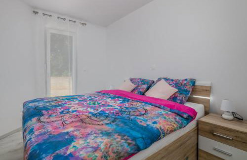 Apartments Villa "Aurea" with pool - Photo 28