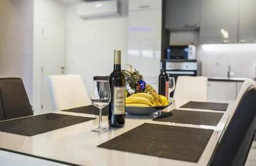 Holiday home Leko with outdoor pool and hot tub , can fit 22 people - Foto 30