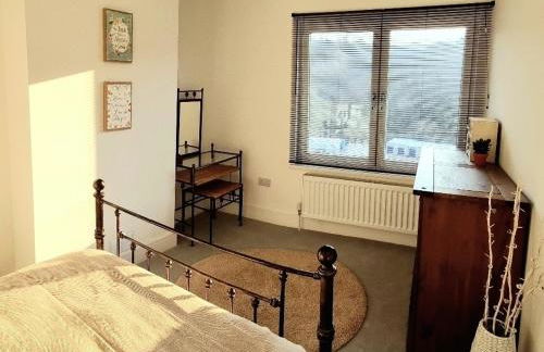 4 Bed Townhouse-sleeps 7-garden-pets-valley View - Foto 23