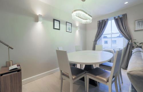 Luxury 3 Bedroom Flat in Maida Vale - Photo 12