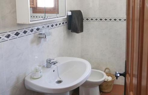 Nice Home In Canillas De Albaida - Foto 13