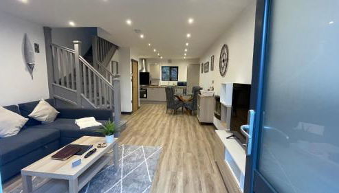 Chapel Row Cottages 5 - Photo 2