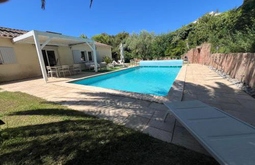 villa Estérel au coeur de Mandelieu - Foto 1