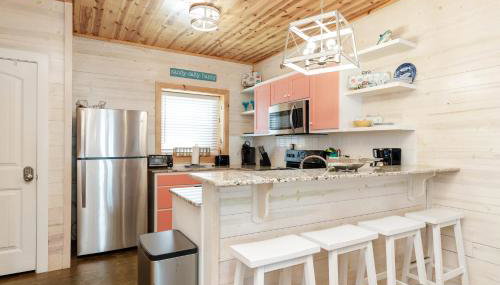 Resort Pool & Pet Friendly - Sleeps 9 - Foto 5