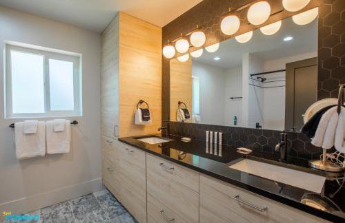 Gathering Place Hot Tub Game rooms - Photo 71