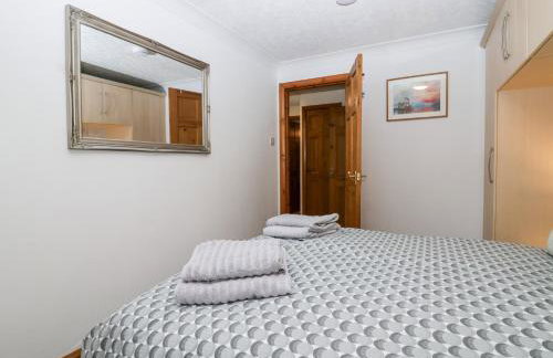 Time and Tide - Photo 23