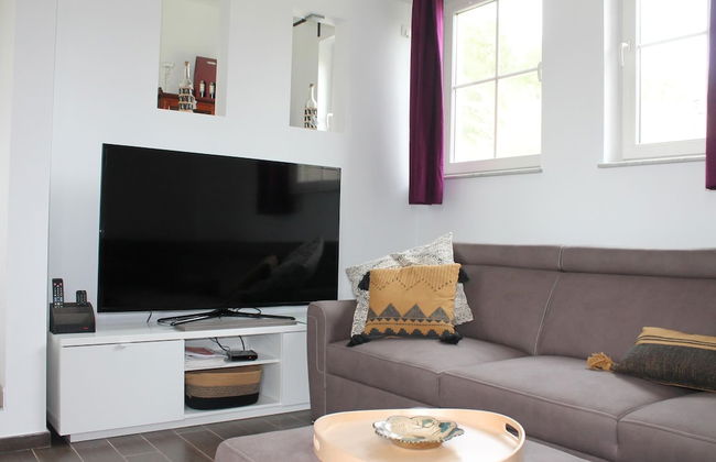 Luxury Holiday Home in Marchin With Wellness - Foto 11