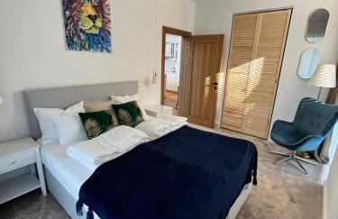 Leo House - Photo 27